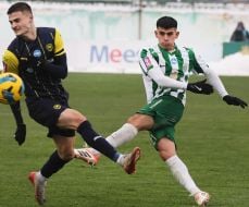 Игровой момент матча