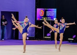Участницы командного чемпионата Украины по художественной гимнастике