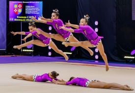 Участницы командного чемпионата Украины по художественной гимнастике
