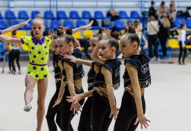 Участницы командного чемпионата Украины по художественной гимнастике