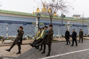 Владимир Зеленский и Никос Христодулидис почтили память погибших украинских защитников и защитниц