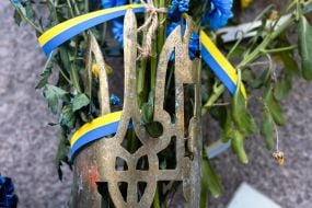 Возложение цветов к Стене памяти