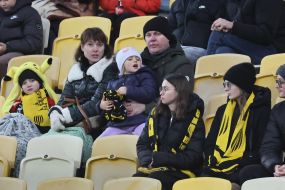 Вболівальники на трибуні