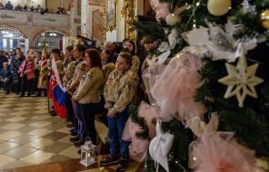 Словацкие скауты во время торжественной передачи Вифлеемского огня мира