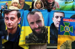 Peaceful action by families of missing servicemen of 225 OSHB-OSHP on Independence Square in Kyiv