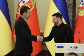 Volodymyr Zelenskyy, Luis Montenegro