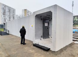 Primary mobile shelter