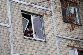 Последствия российского обстрела в Киеве