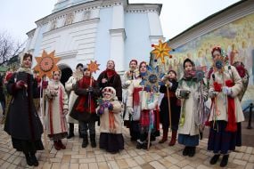 Christmas procession with stars in Kyiv