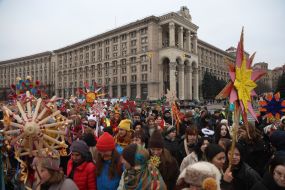 Christmas procession with stars in Kyiv