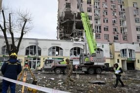 Последствия российского обстрела Киева