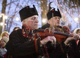 Колядники из Криворовни в Доме Франко