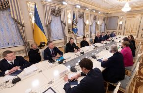 Учасники зустрічі