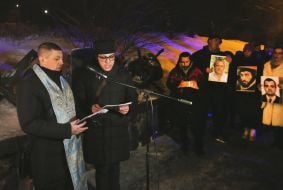Memorial procession in honor of the first fallen Heroes of the Heavenly Hundred