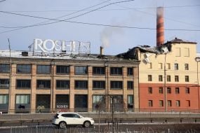 Поврежденная в результате комбинированной атаки РФ фабрика Roshen в Киеве