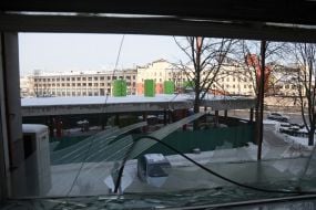 Поврежденная в результате комбинированной атаки РФ фабрика Roshen в Киеве