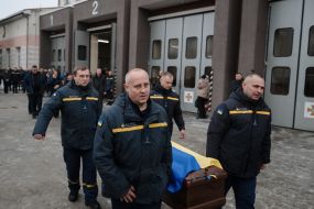 Церемония прощания со спасателем Александром Зибровым