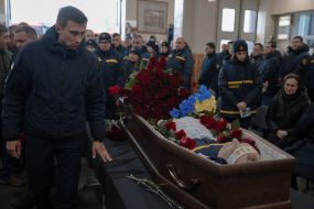 Церемония прощания со спасателем Александром Зибровым