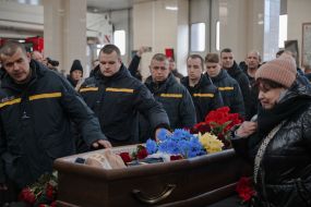 Церемония прощания со спасателем Александром Зибровым