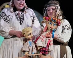 Вистава "Коза-дереза" у Львівському театрі ляльок