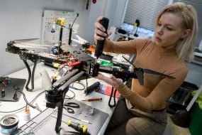 Волонтери збирають і тестують ударні дрони