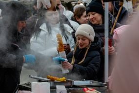 В Ужгороде состоялся благотворительный гастрономический фестиваль "Ужгородская палачинта 2026"