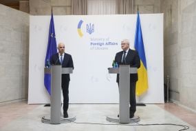 Андрій Сибіга та Ален Берсе