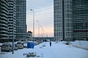 Городской пейзаж с новой жилой застройкой в ​​Киеве