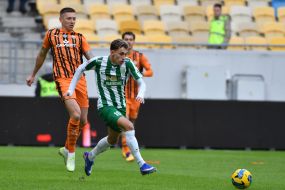 Игровой момент матча