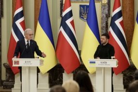 Владимир Зеленский и Йонас Гар Стере