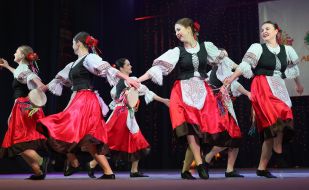 Праздничный концерт по случаю 20-летия творческого объединения «Львенок» во Львове