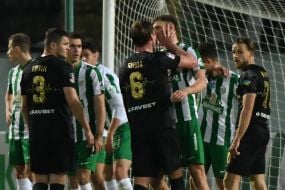 Игровой момент матча