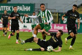 Футбол. Премьер-Лига. ФК «Карпаты» (Львов) – ФК "Колос" (Ковалевка), 0:1