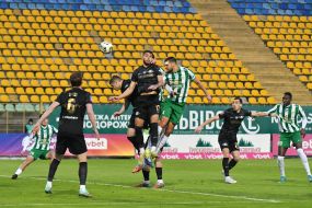 Игровой момент матча