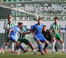 Игровой момент матча