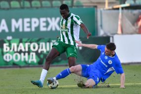 Игровой момент матча