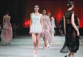 Перформенс-дефиле Оксаны Караванской «Любовь — это талисман» во Львове