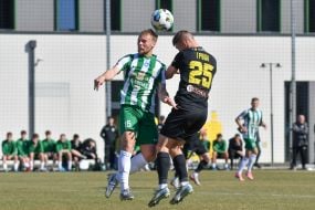 Ігровий момент контрольного матчу