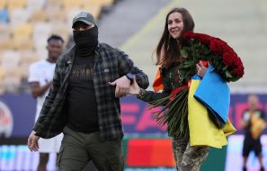 Combat medic Elina Medinina received a proposal from her fiancé before the match started