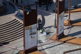 Уламки дрона впали біля монумента Незалежності на Майдані в Києві