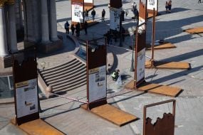 Уламки дрона впали біля монумента Незалежності на Майдані в Києві