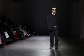 A fashion show by SIDLETSKIY