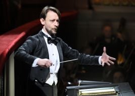 Диригент Іван Чередніченко