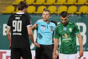 Арбітр Олексій Деревінський