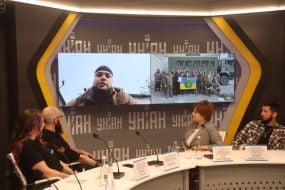 Участники круглого стола в пресс-центре УНИАН