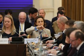 Участники выездного неформального заседания Совета ЕС по иностранным делам в Киеве