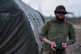 Военная подготовка военнослужащих-новобранцев на одном из полигонов учебного центра ВСУ