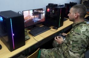 Военная подготовка военнослужащих на одном из полигонов учебного центра ВСУ