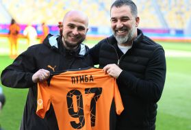 Arda Turan and Bohdan Molochko