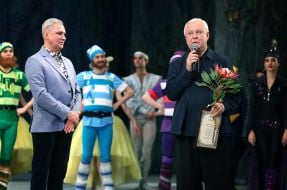 Vasyl Vovkun congratulates People's Artist of Ukraine Igor Khramov on his 60th birthday